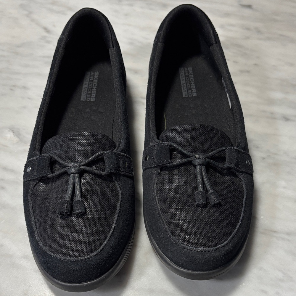 Skechers Women's Elegant Black Flats